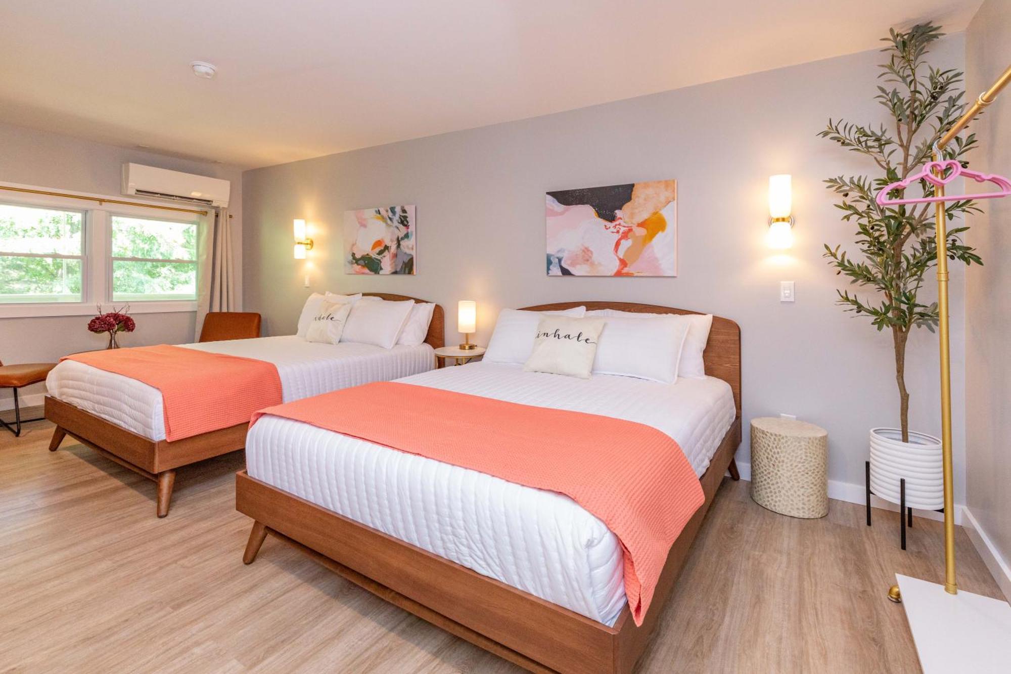 Dogwood Boutique Motel マギー・バレー エクステリア 写真
